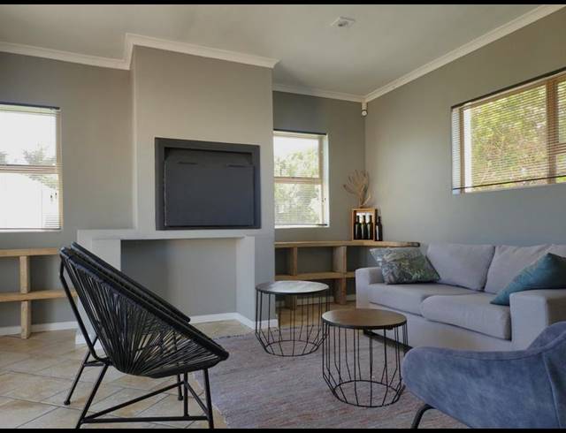 2 BEDROOM PROPERTY TO RENT IN SUNSET BEACH